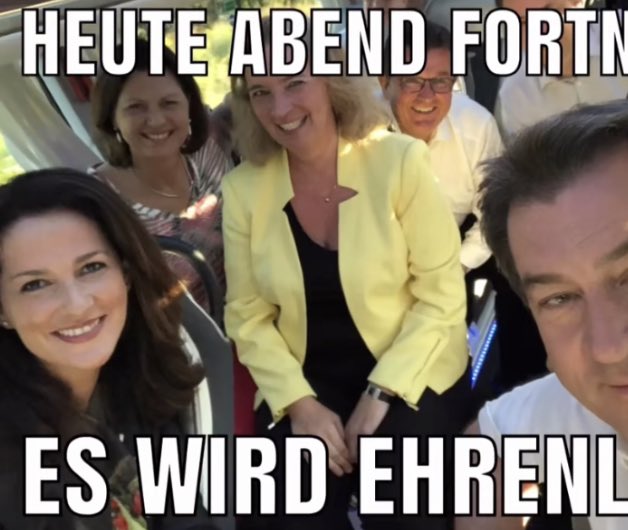 deni tweet media
