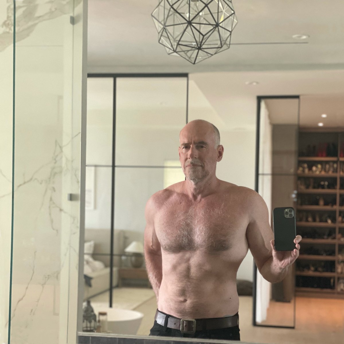 profgalloway's tweet photo. 11/3/64
Shirtless,,,through all the years
pre/mid/post #midlifecrisis https://t.co/ruQI1t9dA1