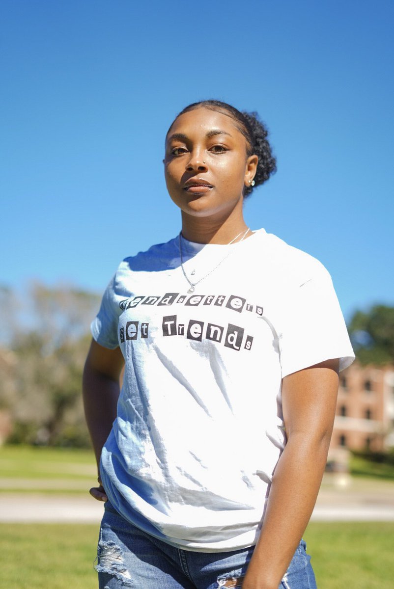 t_aquera's tweet photo. Wassup yall, I’m bringing back my For The Trends original Tee’s for $10!! they sell out fast so get it while it’s here 🤍💙
Dm me to purchase will be delivering on campus #forthetrends
#pvamu #pvamu24 #pvamu25 #pvamu23 #pvamu22
Shop more of our products with the link bio🛒 https://t.co/svLoBzDU1k