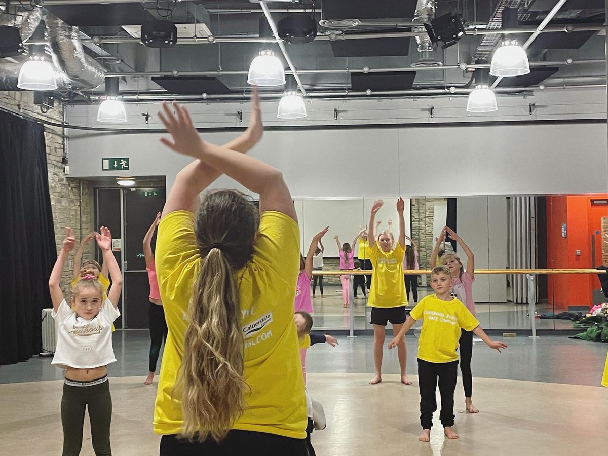 Calderdale Youth Dance tweet media