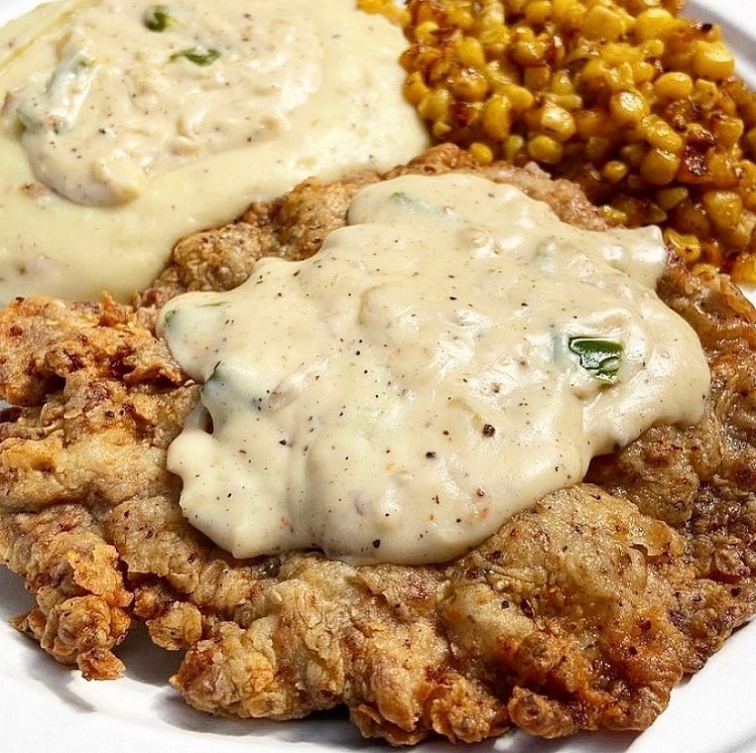 eastsixthibiz's tweet photo. When you don't feel like cooking but you want some #ComfortFood... The Smokin' Rose Taco Joint is there for you!
#Austin #EastAustin #RainyDay #Food #FoodTruck #ChickenFried #EastSixth #LocalBusiness #SmallBusiness #EatLocal #SupportLocal #EastSixthIBIZDistrict @AustinIBIZ #ATX https://t.co/gNYlgF2XJV