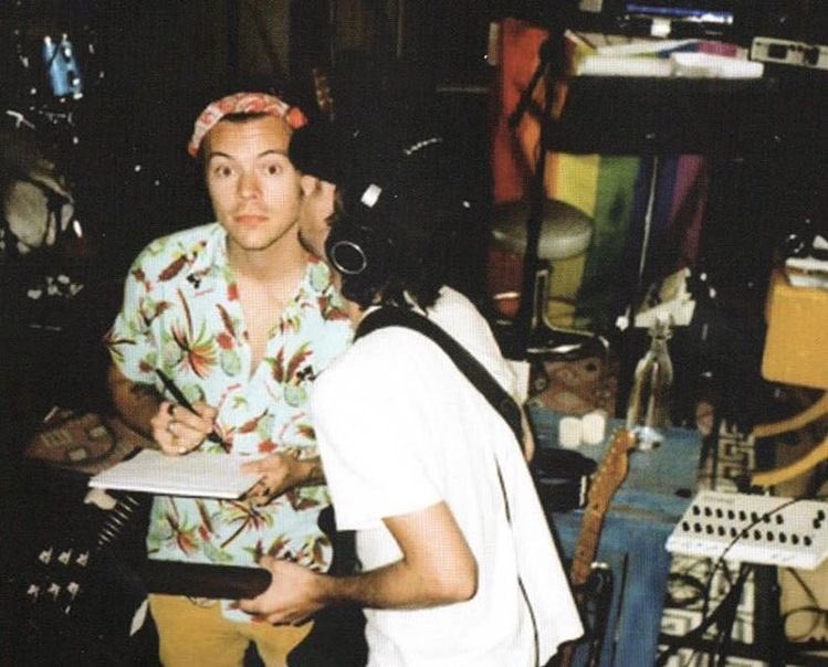 HS1 (@hstyles1era) on Twitter photo 