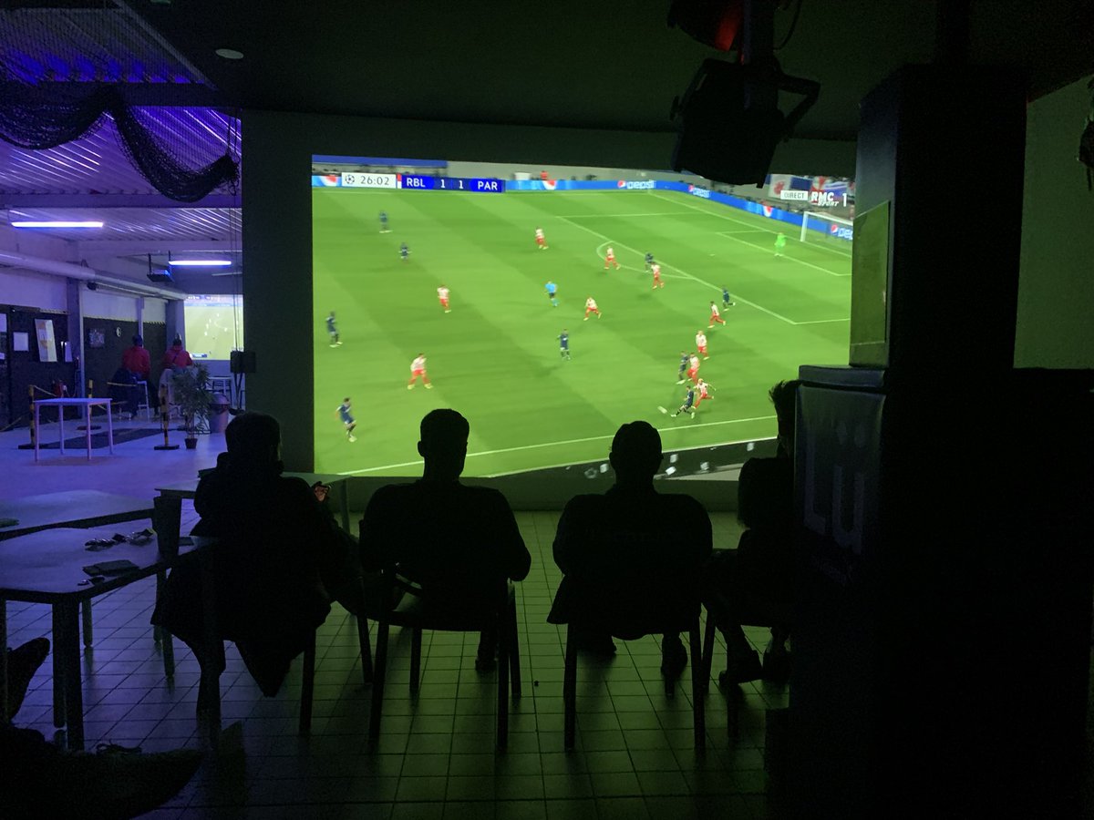 fauvel_paul's tweet photo. Soirée foot chez notre partenaire #CyberGames24 avec la #TeamN2 ! De quoi évoquer le tirage @coupedefrance et le match de ce week-end à Canet ! 😉 @BPFC24 https://t.co/ZH5eYWBANV