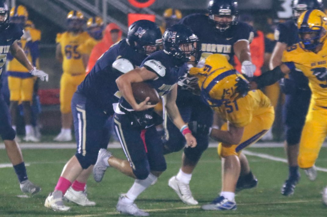 LukeLev11's tweet photo. Last 3 games of Senior Year
SAT 1300
4.1 GPA

https://t.co/yYt3HSYYCn https://t.co/nDSZdK3ygO
