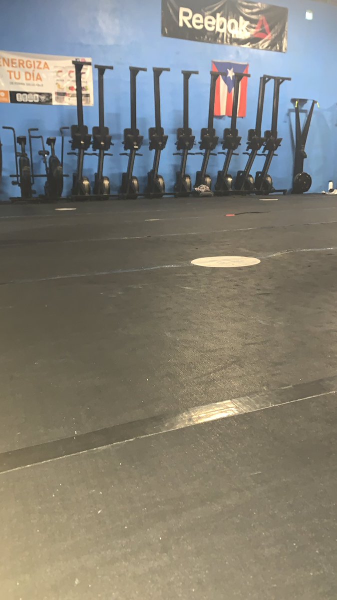 ShelegSantia1's tweet photo. Here we go again. New Box. New people. #crossfitera https://t.co/xSx24sXDq5