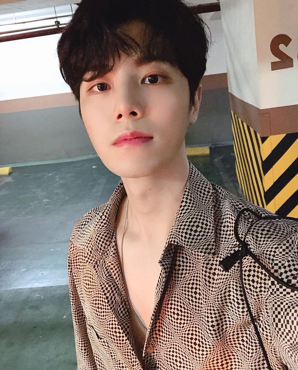 WoosungFanbase's tweet photo. Happy Jaehyeong day 🖤

#OurPinkSkyJaehyeong
#우리_핑크스카이_재형
#TheRose https://t.co/hWWD4k22M2