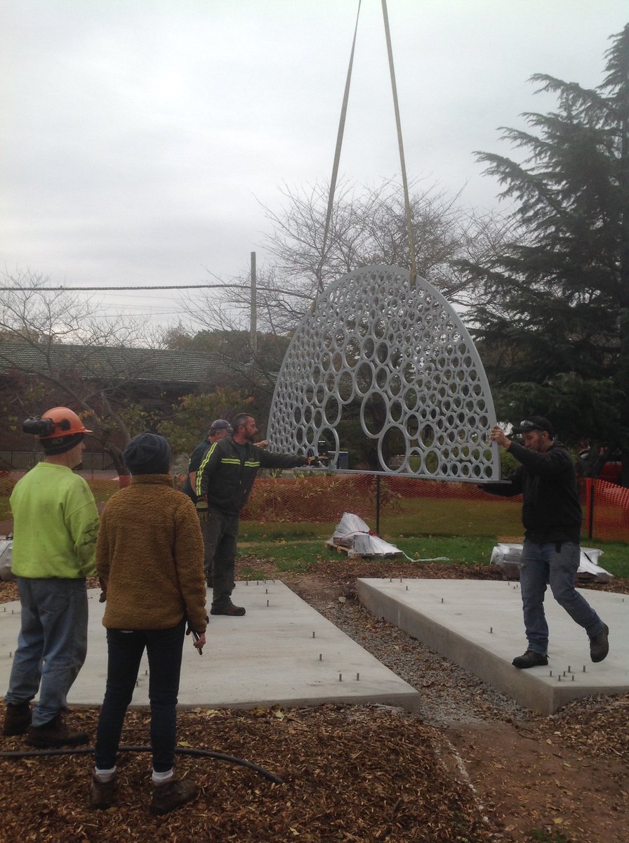 SarahLangsam's tweet photo. Successful installation day with @millburntwp DPW and @ShowFab!!!

#publicart #installation #installationday #installationart #steelart #outdoorart #911memorial #successful #crane #teamworkmakesthedreamwork https://t.co/In7wmi4eom