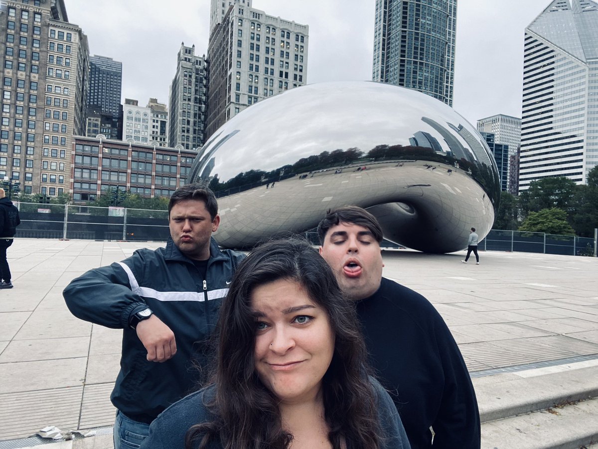Shi_Shi_93's tweet photo. When I think of Chicago, this is how I will remember it. 
@RoyalBuckeye goofing off
@tytypalm12 in disgust 90% of the time 
&amp; twitterless brother never there
It’s always an adventure with these guys. #MyCrazyFam https://t.co/hdYliY5csO