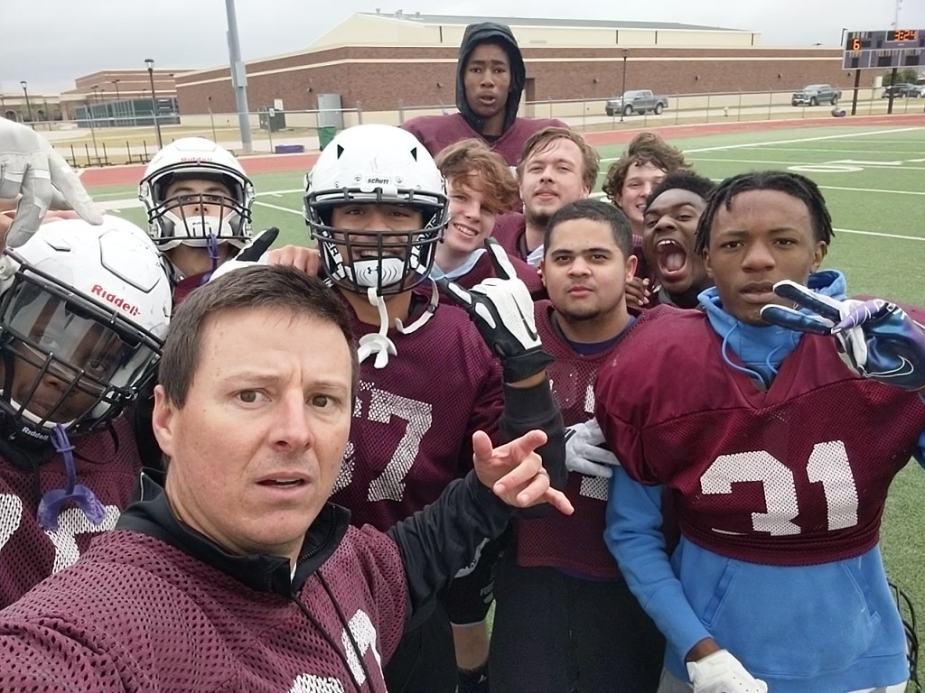 CoachNickStokes's tweet photo. I'll say it again. This the best scout team around. U can't practice Def without these boys... They even wore maroon this week like the "bad" guys...😭 #BattleOfEldorado #TDClub https://t.co/9QW1p4vdwF