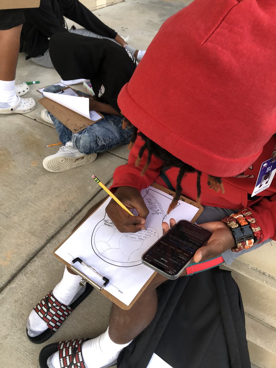 DrVictoriaWard's tweet photo. @TreyKraemer @BrianneKalkman @KFragaEd Class change of scenery!Great collaboration!Restoring depleted attention.Increasing intrinsic motivation &amp; student engagement.Raise student achievement! @HumbleISD_AHS @HumbleISD @ahsacademics 
#HumbleELASpirit #CharacterHead #Antigone https://t.co/O373oFvKRg