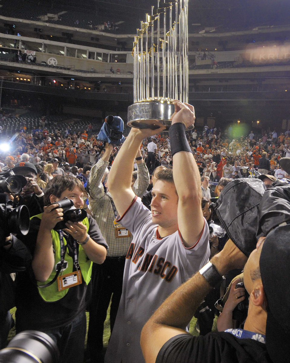 CFBAlecElijah's tweet photo. Buster Posey calling it a career is sad, but man was it a ride as a @SFGiants Fan. Produced damn near a decade of memories and was the battery behind 3 World Series trophy. Greatest Catcher of All Time in my book. ROTY, MVP, Gold Glove, 4x SS, 2x CPOTY, 3x WS Champ, &amp; 7x All-Star https://t.co/9O3T49VN1g