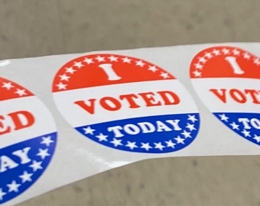 RCSCSEAGLESSOAR's tweet photo. Yesterday, our SGA hosted our very own Election Day! Our students voted on class President, Vice President, Secretary, and historian. 
Congrats to our students! A huge thank you to Ms. Fischer, Mrs. Andy and our CRTS for putting this event together! 🇺🇸🎉

#Election2021 https://t.co/da4u4kpBeH