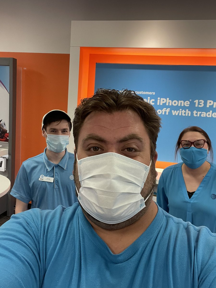 brittany_005's tweet photo. FirstNet action in Lebbyโผ๏ธ๐ฑ๐โ๏ธ๐จ๐จ Coming for that Number 1 spot๐ฅ#pARtnership #WinningAsOne #ARGrowth https://t.co/OHsd9VcYJB