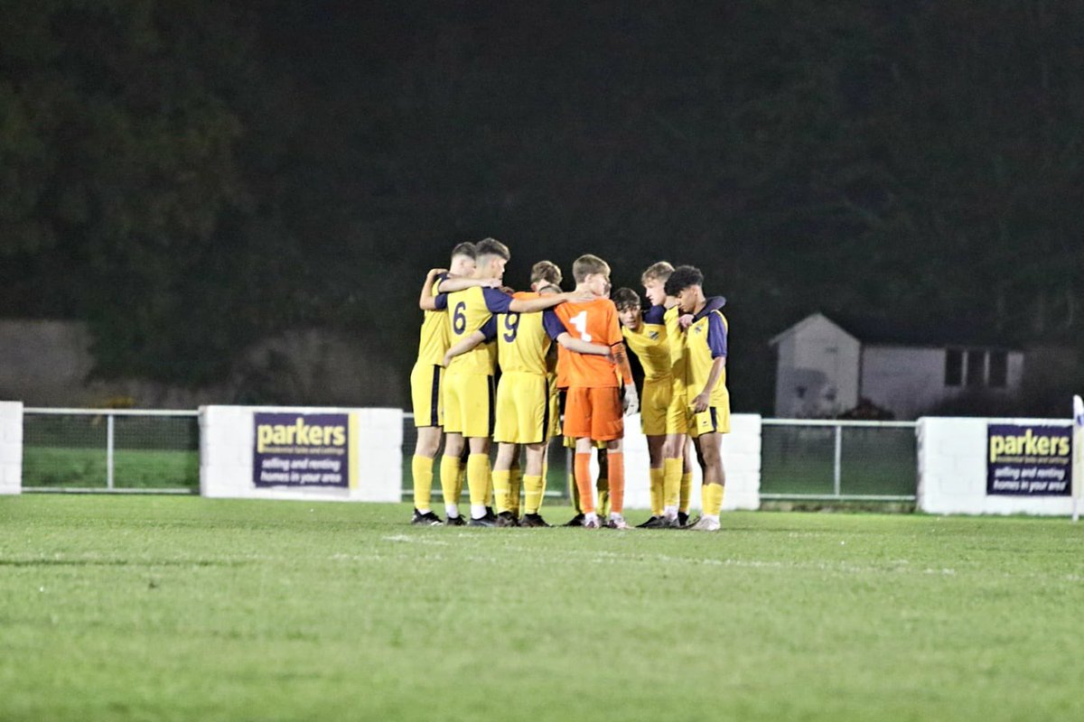U18s Gosport Borough FC tweet media