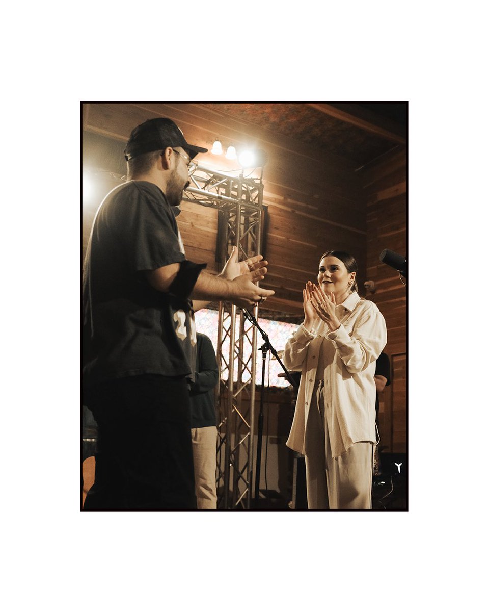 Un Corazón tweet media