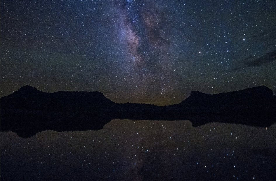 UtahDineBikeyah's tweet photo. Did you know that Diné peoples have their own stories regarding the night sky? #NativeAmericanHeritageMonth #NativeFacts https://t.co/LF30ZU6bj3