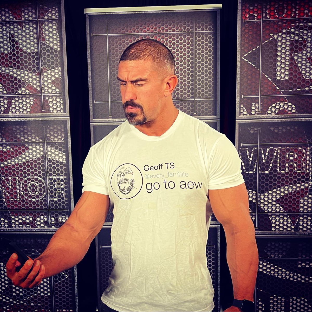 therealec3's tweet photo. 🚨 NEW #WearablePropaganda 🚨
The #EVERYFAN Comment Tee
Are you a professional wrestler?
Are you a #FreeAgent?
Are you #Underutilized or (allegedly) #BURIED?
make a post on social media about it!
Or actually anything in general because it doesn’t matter as… https://t.co/bjyDzyxe6g