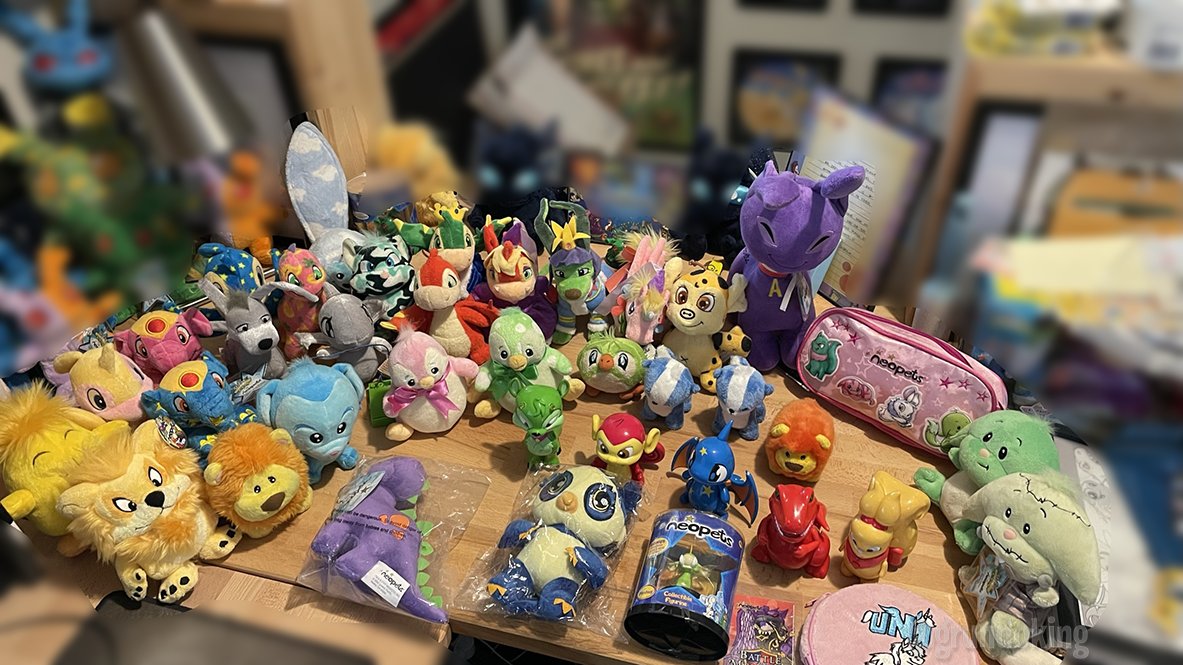 Selling #Neopets plushies / toys again!

Can provide prices upon request. Will ship internationally, buyers pay shipping.

This is x-posted on other social media