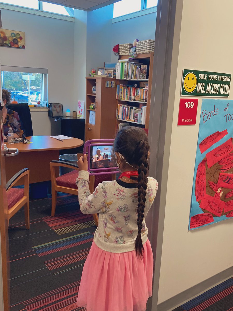 These bright students took on the role of photojournalist today as they were preparing to write their own photo essay! <a href="/CookeCardinal/">Cooke Elementary</a> <a href="/RoJacobs/">Roberta Jacobs</a> @CookeCardinalAP <a href="/RC_ELs/">Red Clay MLLs</a>