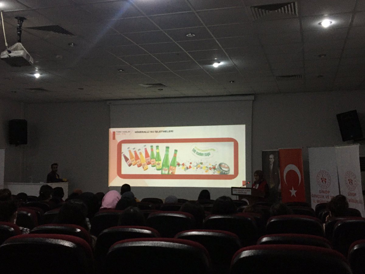 📌Osmaniye Kız Öğrenci Yurdu

Genç Kızılay Sinop olarak Kızılay Haftası dolayısıyla başlattığımız Kızılay ve Kızılaycılık konferanslarımızın 3. Ve son gününde Sinop Kız Öğrenci yurdundaydık. 

<a href="/kocemree/">Emre Koç</a> 
<a href="/ofarukcaliskan/">Ömer Faruk Çalışkan</a> 
@talhaozerofc 
<a href="/msiyamigevrek/">Mahmud Siyami Gevrek</a> 
@mstafanese