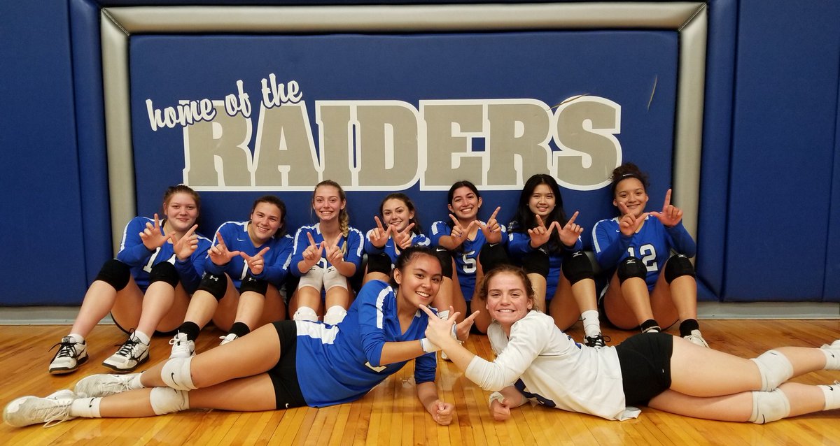 We DID IT AGAIN 🏐

WARREN HILLS - Ranked 12 in State's Section 2 beat 5th seed Ferris hs last week. Tonight Streaks beat Scotch Plains vball ranked 4th in 3 sets losing 1st set 12-25 but finished 25-23 &amp; 26-24 in last 2 sets.
Congrats STREAKS 🏐.

North Hunterdon Friday @ 11 AM.