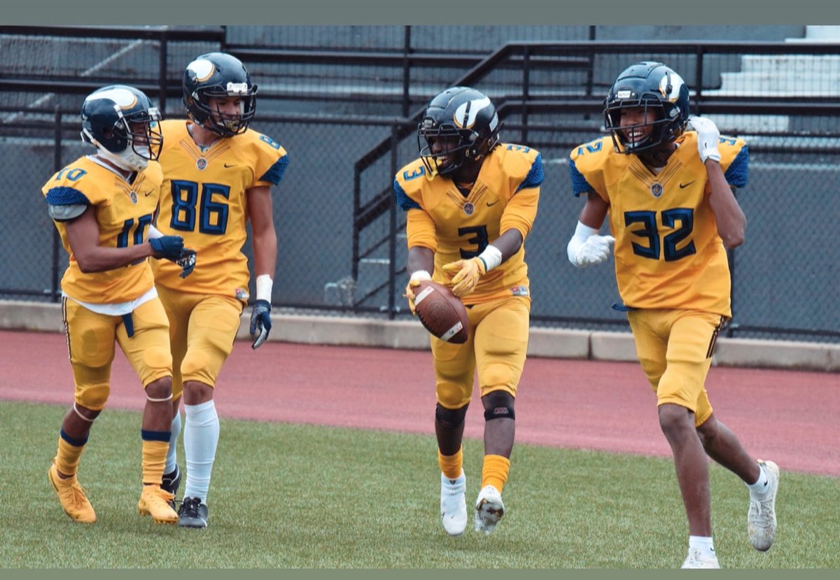 Senior Regular Season 
hudl.com/v/2G5E90