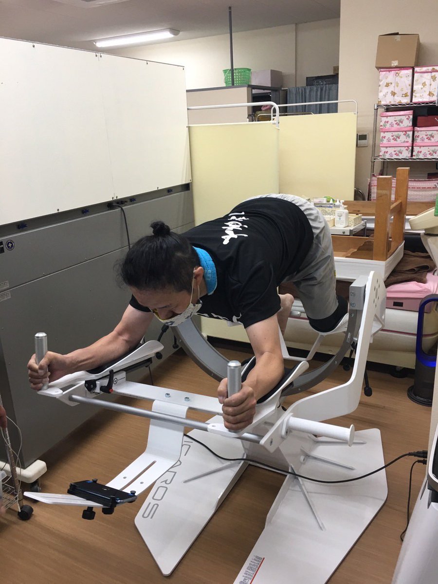 chokikana's tweet photo. おはようございます💪
昨夜はホント久しぶりに筋トレが復活。とても懐かしいと思ったのは一瞬また頑張っていこう!さて、今日も天気は良いですね☀️ぼちぼち髪が伸びた方、リフレッシュしたい方、お待ちしておりまーす。
#愛知県理容室 #理容室 #扶桑町 #バーバー #筋トレ #icarosflight
#筋肉痛 https://t.co/SKipCoY2Oi