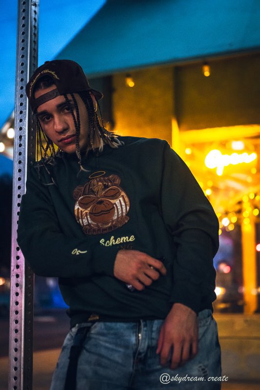 the7thscheme's tweet photo. Fall 21’ releasing this Friday at 5 PM PST 🍂🐻 

Forest Green Camo bear face embroidered Crewneck 
#the7thscheme https://t.co/4WMnbTDRbG