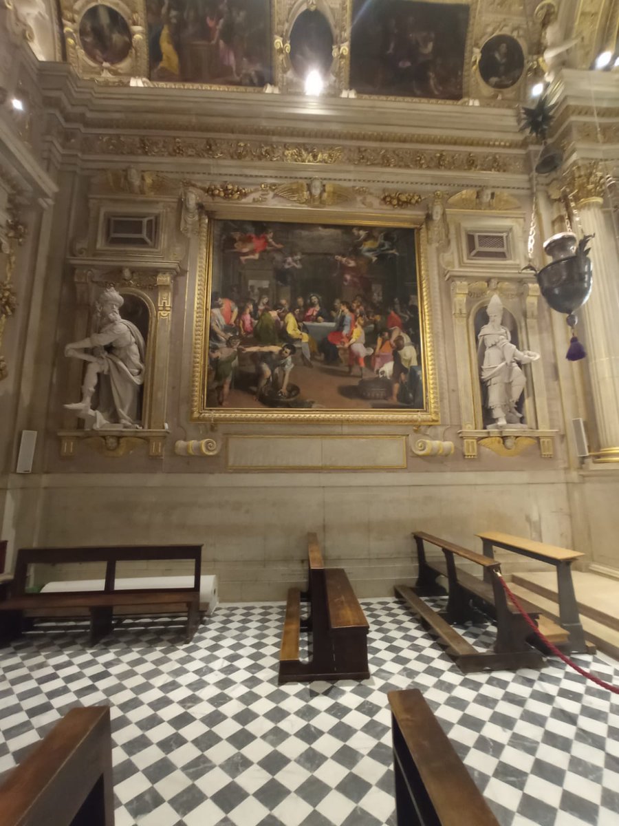 FazziLuigi's tweet photo. #Urbino
Cattedrale, la cappella del Sacramento con la splendida "Ultima Cena" di Federico Barocci https://t.co/NgtzXPOZpt