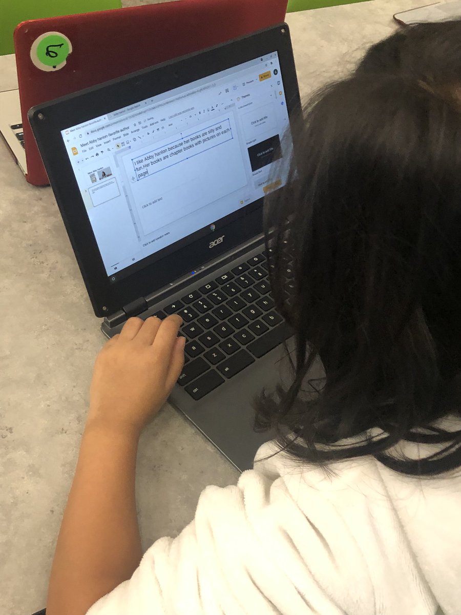 BaileyESlibrary's tweet photo. Did you know November 1st was national author day!? Grades 3-5 have been working on their Google Slides and technology skills along with typing to create a Google Slideshow about their favorite author! #research #googleslides #teachingtechnology #applyingtypingskills https://t.co/4AlDiCFIVs