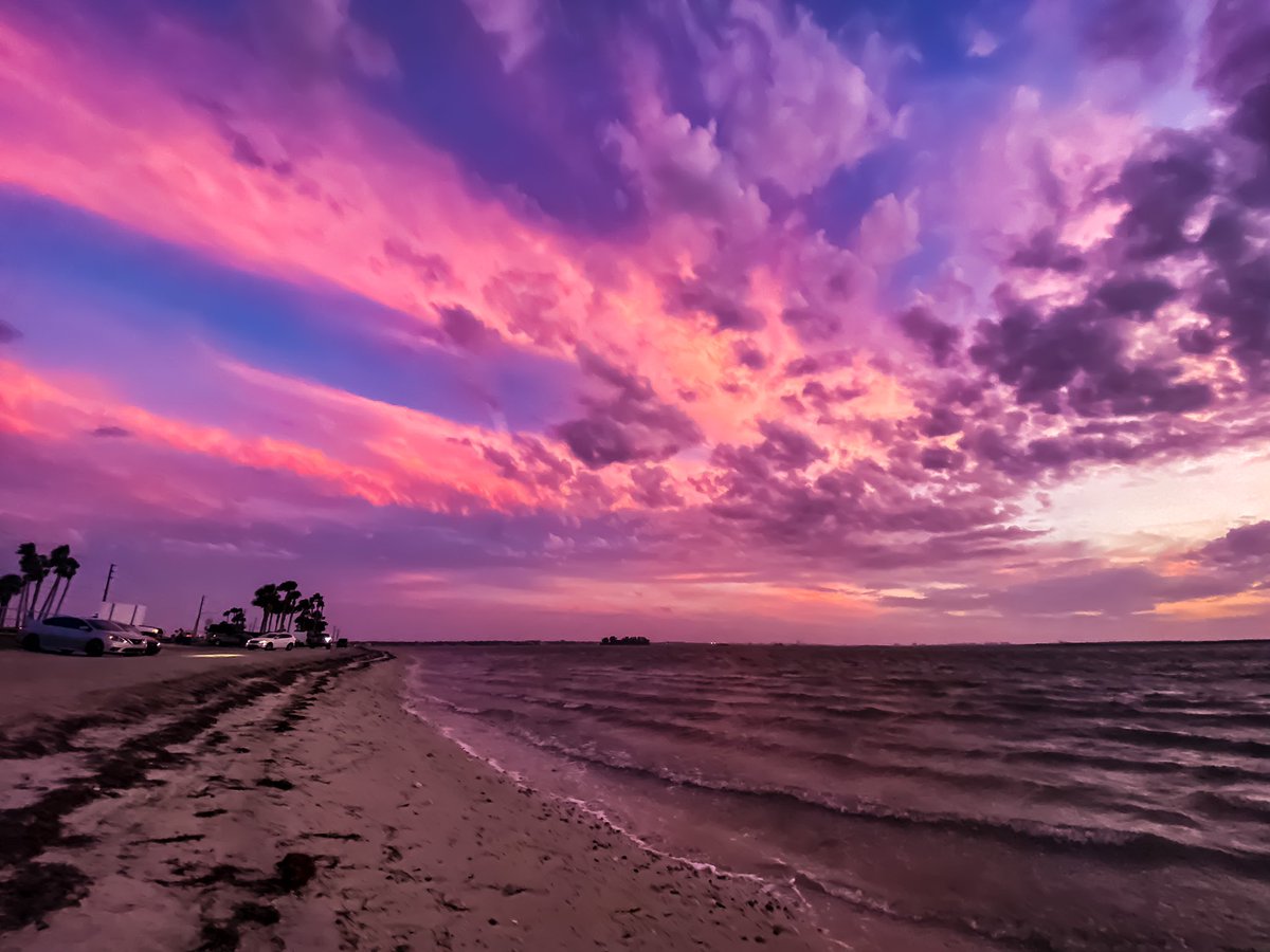 FloridianCreat1's tweet image. Floridian Sunset Afterglow 🖖🏼🌞🖖🏼 @StormHour @StormHour ✌🏼🌞✌🏼