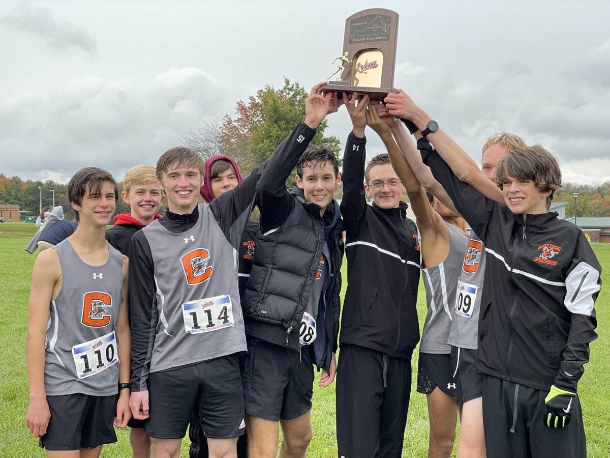 CoachZoni's tweet photo. A huge congrats to the CHS Boys on taking their first Regional Championship XC team title since the eighties! Wow! https://t.co/HvbhlHiULj