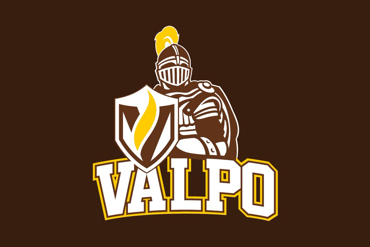 BryceBuck99's tweet photo. I’m Proud and Blessed to receive my first division 1 offer from the university of Valparaiso beacons Football!!! 🙏🏾 @CoachYoniOffit https://t.co/3XafsUpQ6e