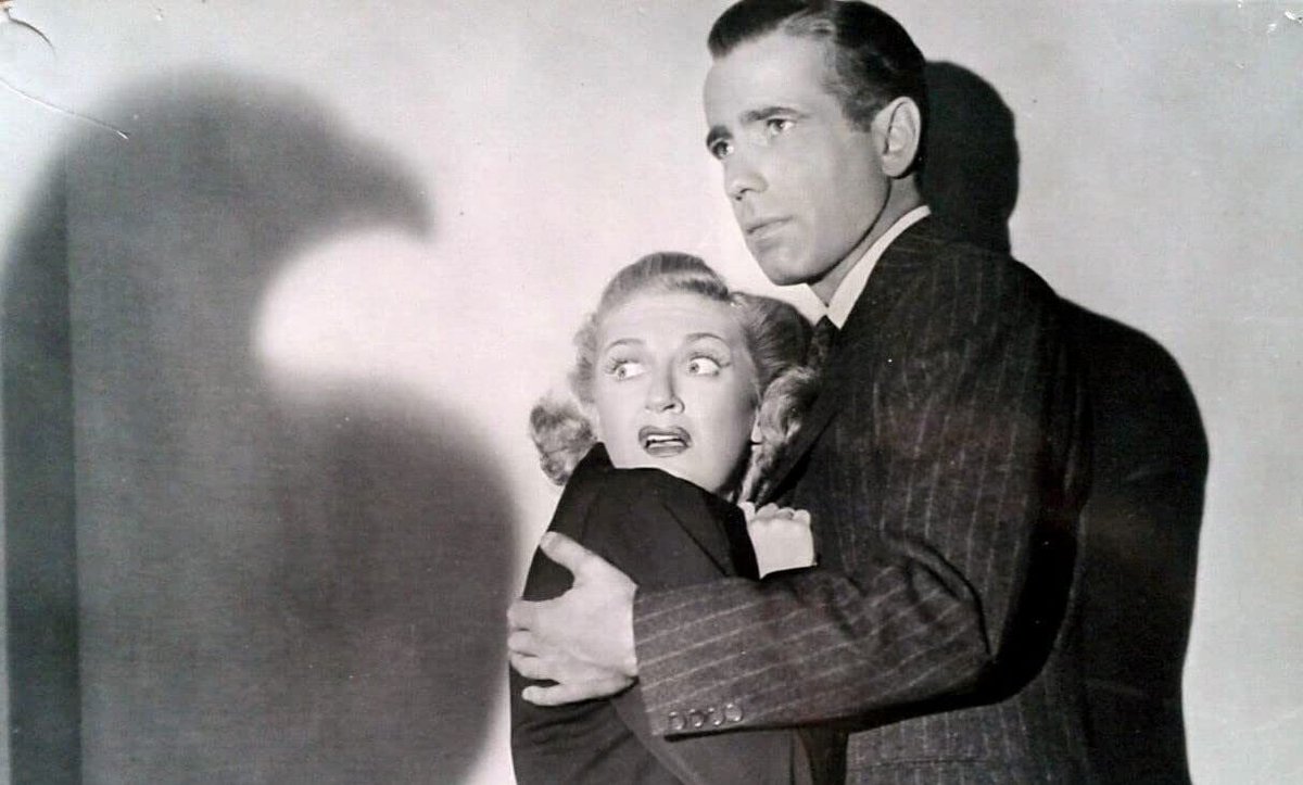 DADiClementi's tweet photo. Poor Effie. Really have to question Sam’s taste in skirts.
#TCMParty #TheMalteseFalcon #noivember https://t.co/RiEzUmjDlw