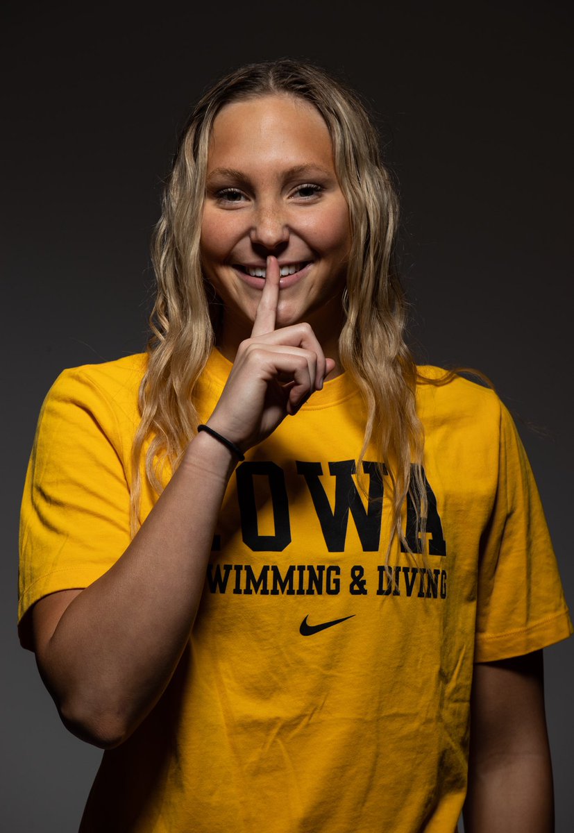 scarletrmartin's tweet image. Things change! And with that being said, I’m switching my commitment to the University of Iowa! Thankful for this opportunity! Can’t wait to get to work! GO HAWKS🐤