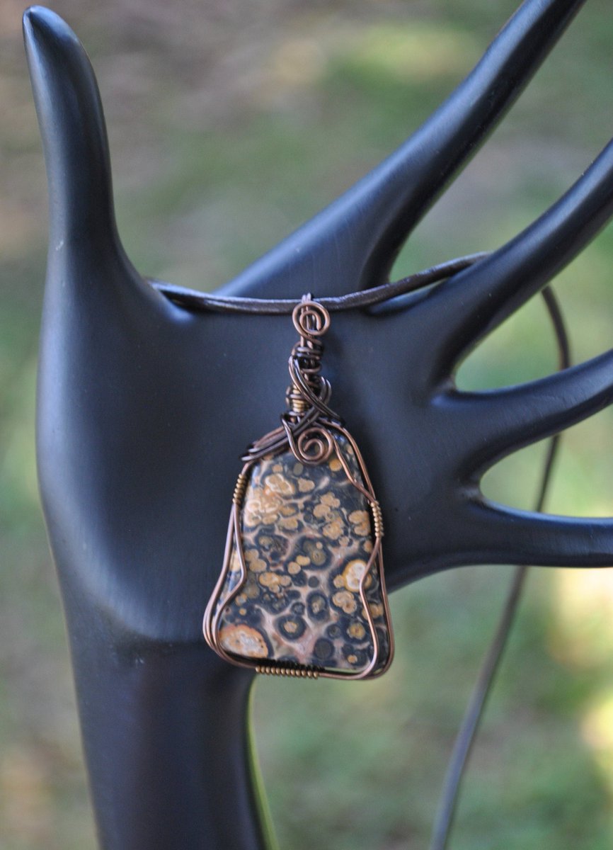 goose398's tweet photo. Orbicular jasper...crazy looking! #etsy shop: Wire wrapped jasper; orbicular jasper; wire wrap stone; reversible pendant https://t.co/YTmLQWXNyn #jasper #stone #orbicularjasper #wirewrap #shopsmall #handmade #stonejewelry Rocks2Gems2Wire https://t.co/Hm3KKd7RyO