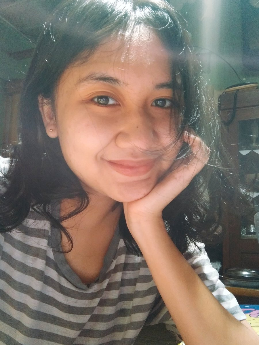 ksrswt's tweet photo. yang bikin happy hari ini: 
txtdrmasnya ❎
txt dari anak lesku✅🌻💖 https://t.co/QPYyqDQOQW