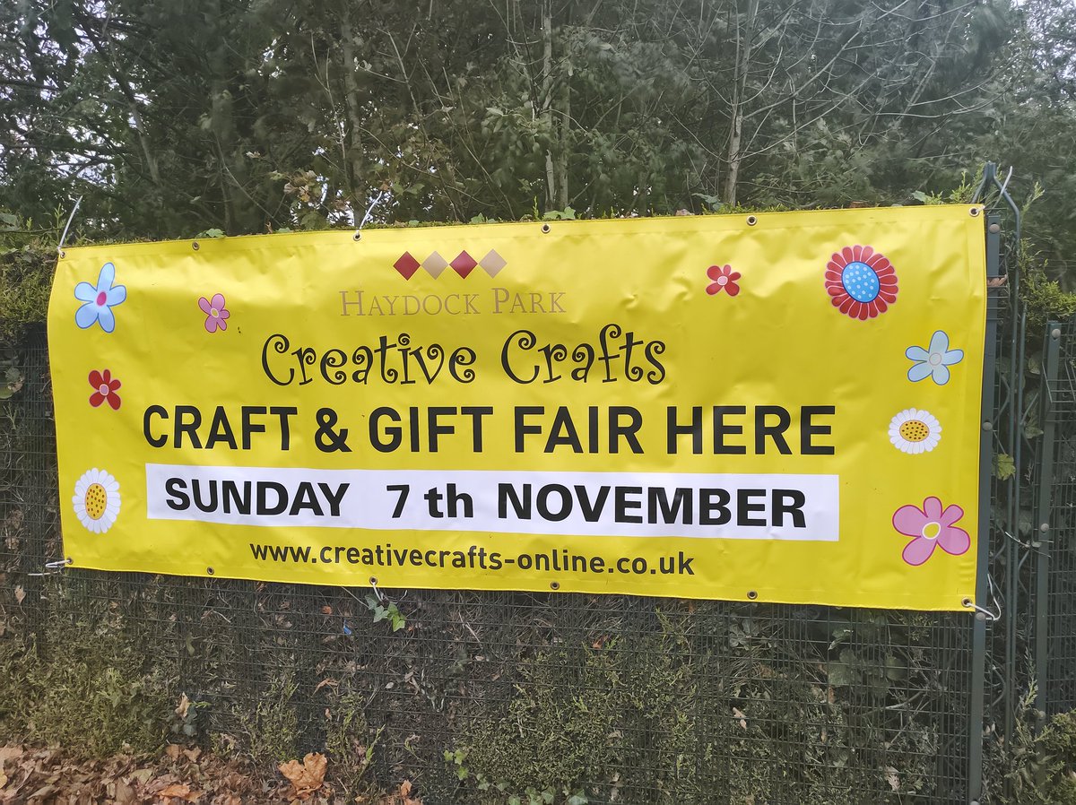 Not long now for our Christmas craft and gift fair at Haydock park race course .With over 80 stalls your sure to be able to find that special Christmas gift.
£2.00 Admission and free parking
On site catering available