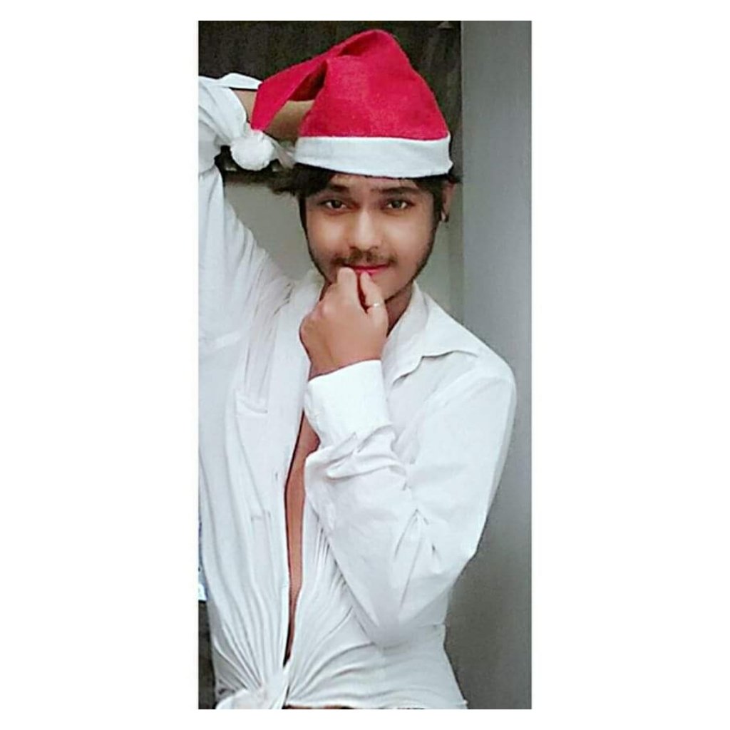 Supriyo31280306's tweet photo. ChristmasComming
#CuteSanta💟💞💕
Invite All Of U☺ https://t.co/QaSbmVDBBo