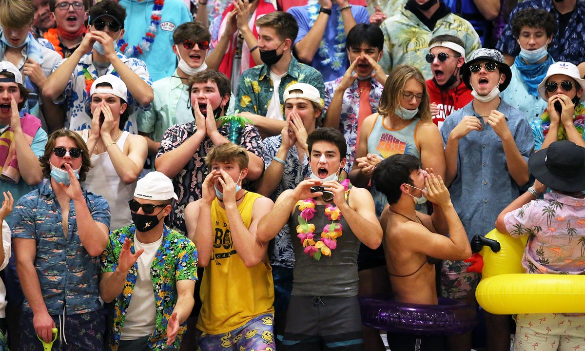 acphoto22's tweet photo. @tboltsvb 4A Sectional Champions! 
A loud and supportive student section did their part in helping the Bolts to win in 2. 
@vjabolts https://t.co/Z1tiFAx6KJ