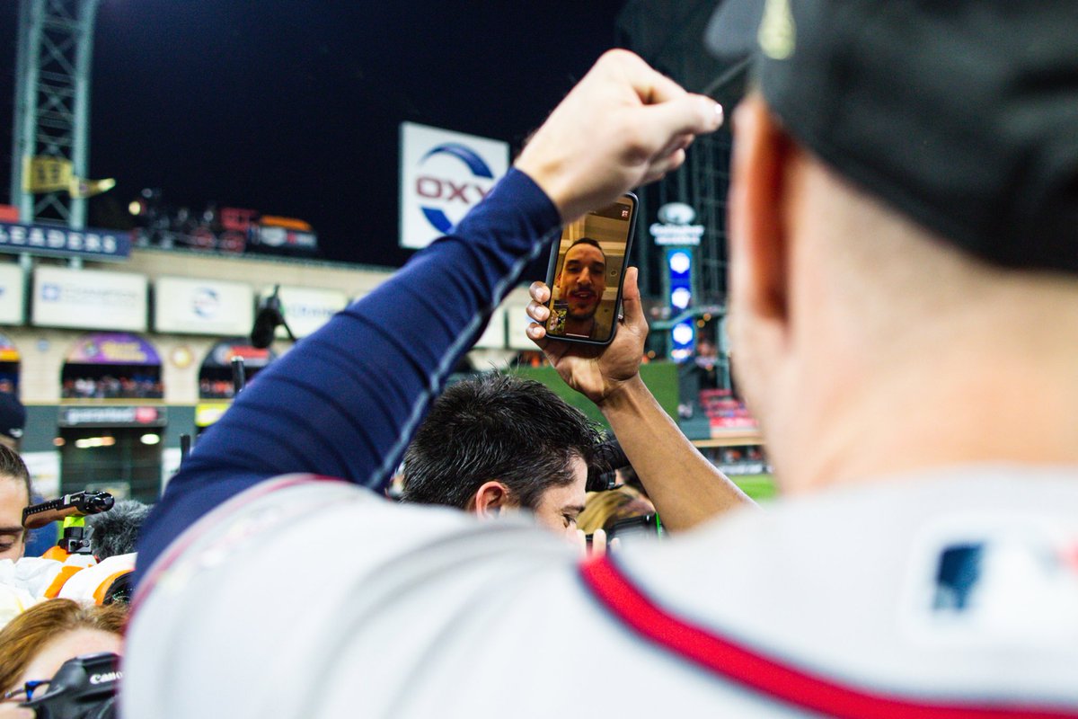 Braves's tweet photo. The boys brought it home for you, Charlie ❤️

#BattleWon https://t.co/SbyToqQ0zP