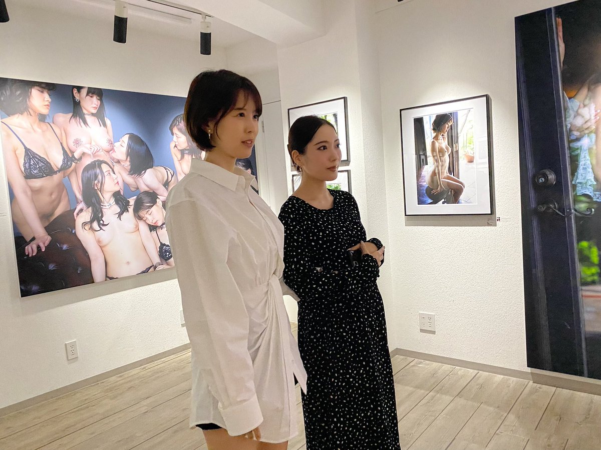 SO_MODELAGENT's tweet photo. ／
#エイトマン15周年
#8woman写真展
＼

昨年、恵比寿マスカッツを卒業した “三田夫人“ こと三田羽衣ちゃん。

「つかさのこの写真展への情熱を感じたら、駆けつけないわけにはいかないです‼️エイトマン女優の勢い半端ない。男女問わず見たほうがいい❗️それぐらい圧巻‼️」

https://t.co/AiE6n7QfOT https://t.co/4upKT4Nywk