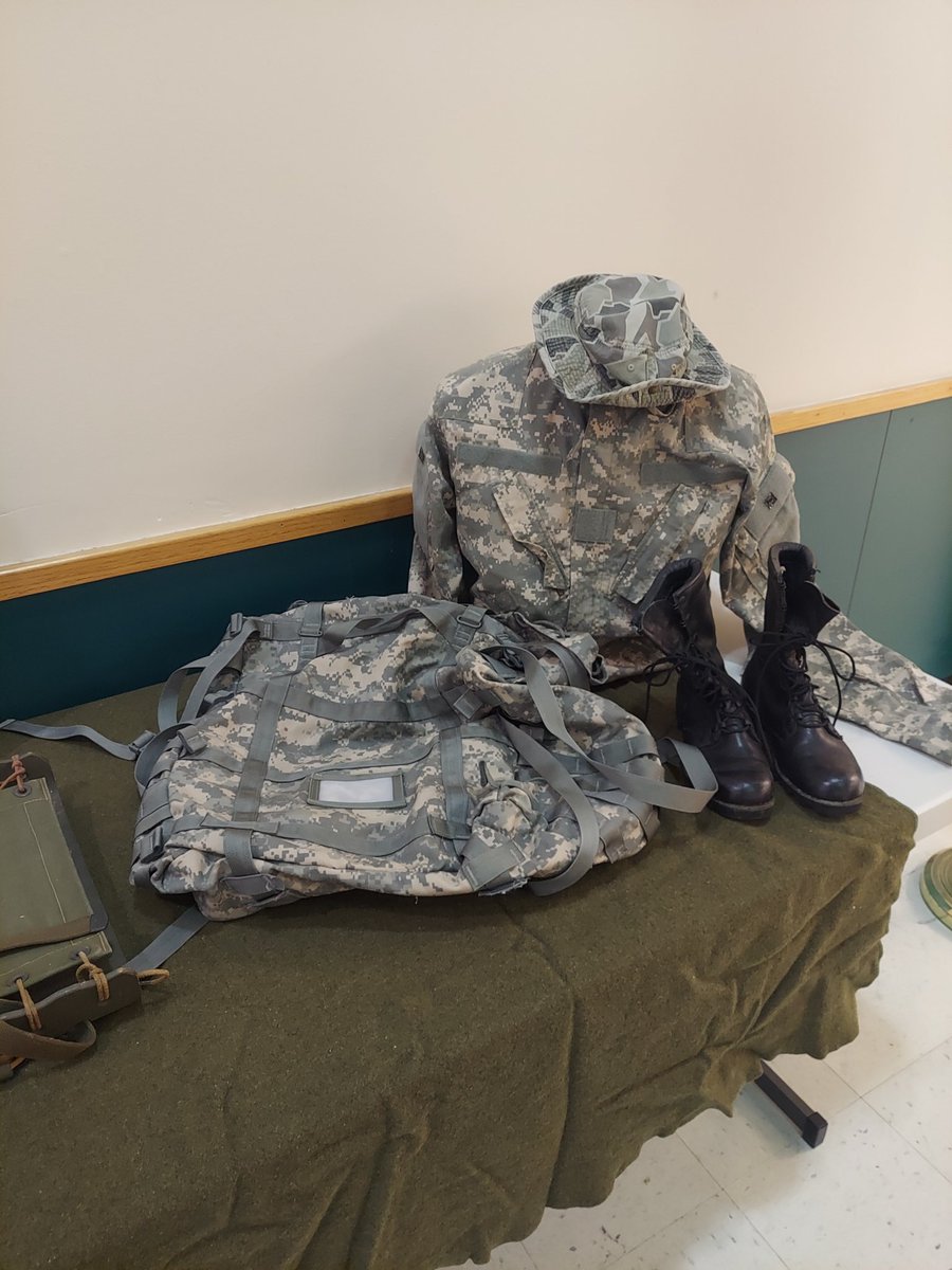 Mrsbirdmath's tweet photo. I love that the HEARTS Veteran's Museum loaned these amazing items to our school to celebrate Veteran's Day next week. The HEARTS Museum is one of the most amazing places in Huntsville to visit! @HornetBuzzMPMS #VeteransDay #HEARTSmuseum https://t.co/U7BVAPwqu5