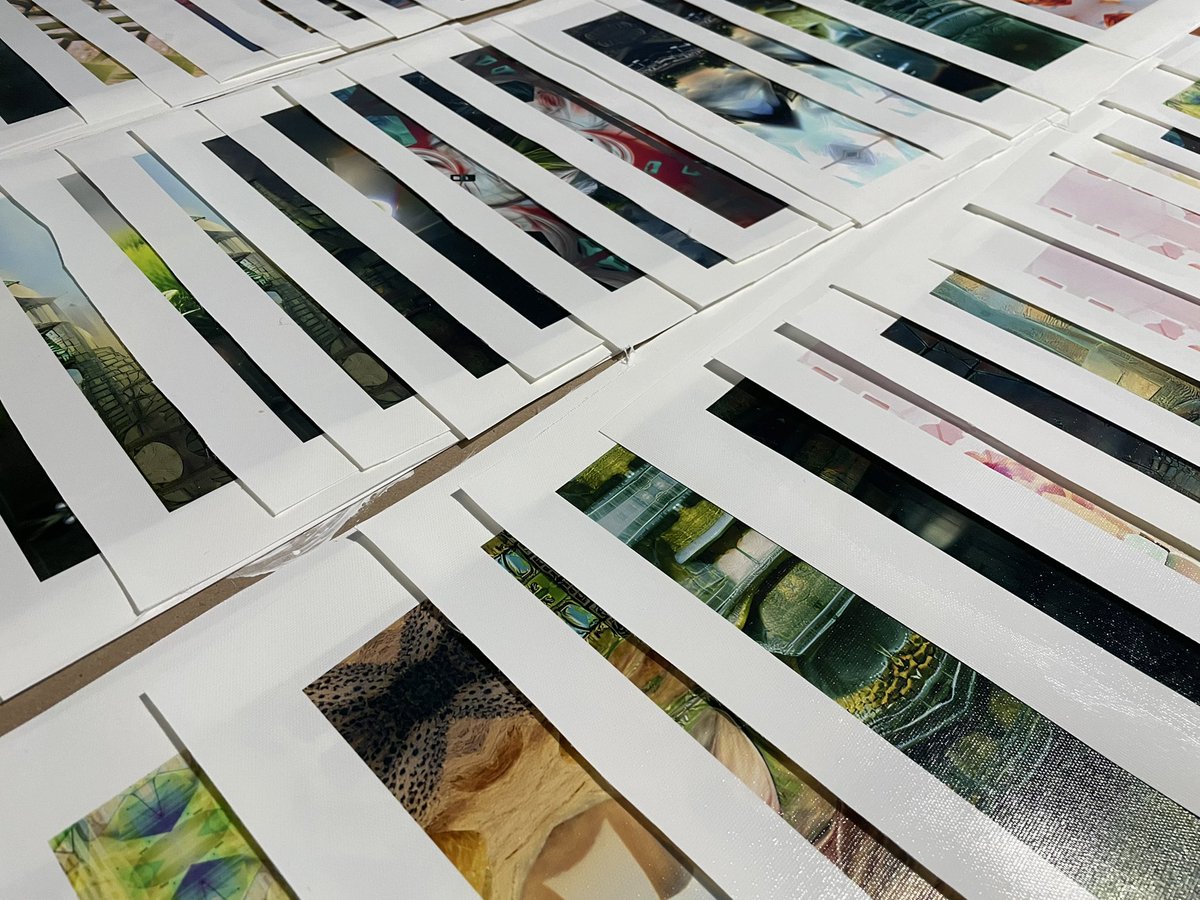 We are in full on canvas production mode here today… 🖼

While the crypto market rages we are onboarding physical customers into the space using our resources. 

Each canvas includes an augmented reality print, free NFT, and stickers.

Let’s make this movement grow…
🌿🌿🌿