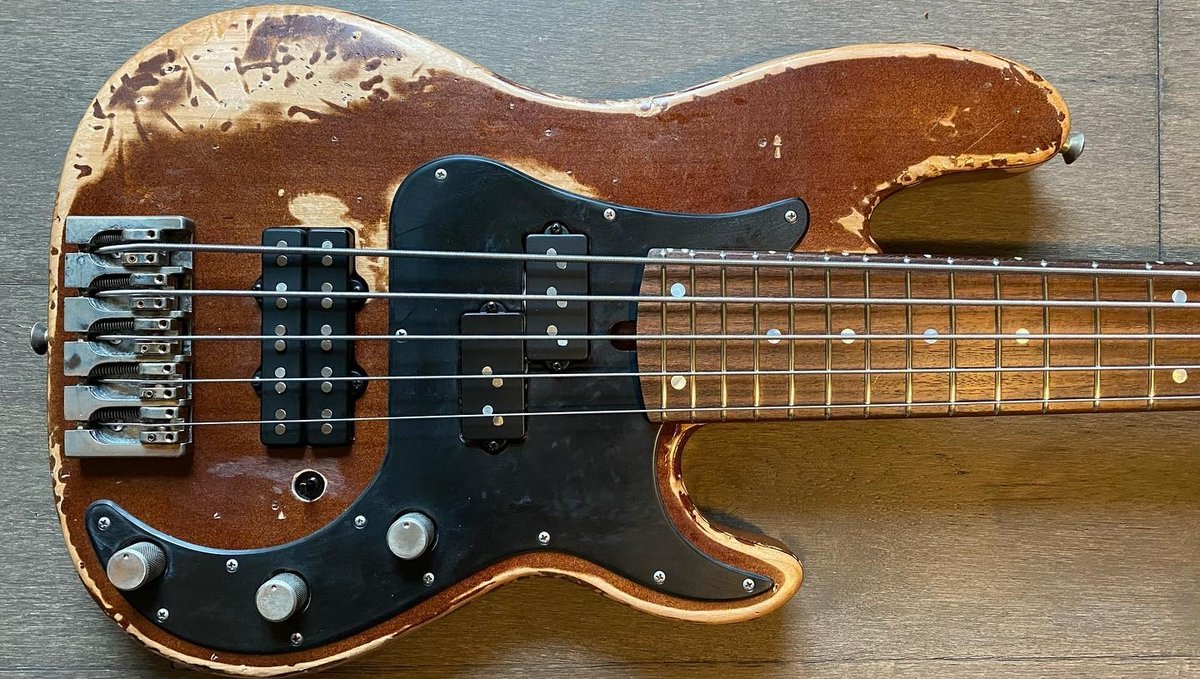 nordstrandaudio's tweet photo. Even if you’ve not a big fan of a relic finish, there’s no denying this passive P loaded with nordstrandaudio pickups is an absolute MONSTER. 

#devonguitarsfanclub #devonbass #devonguitars ( #📷 @devonsmullen )

https://t.co/PfDMXi9L8A https://t.co/49Wt6pY5Nc