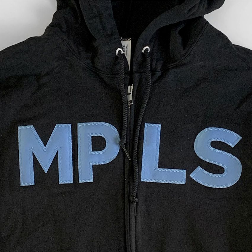 mplslakersbball's tweet photo. City Full-Zip Hoodie. Go to https://t.co/b3TaWuBXHd for details. Order by Nov 7. ππ£ #MplsLakers #MplsLakersBasketball #StManesSportingGoods https://t.co/QNGliduZCu