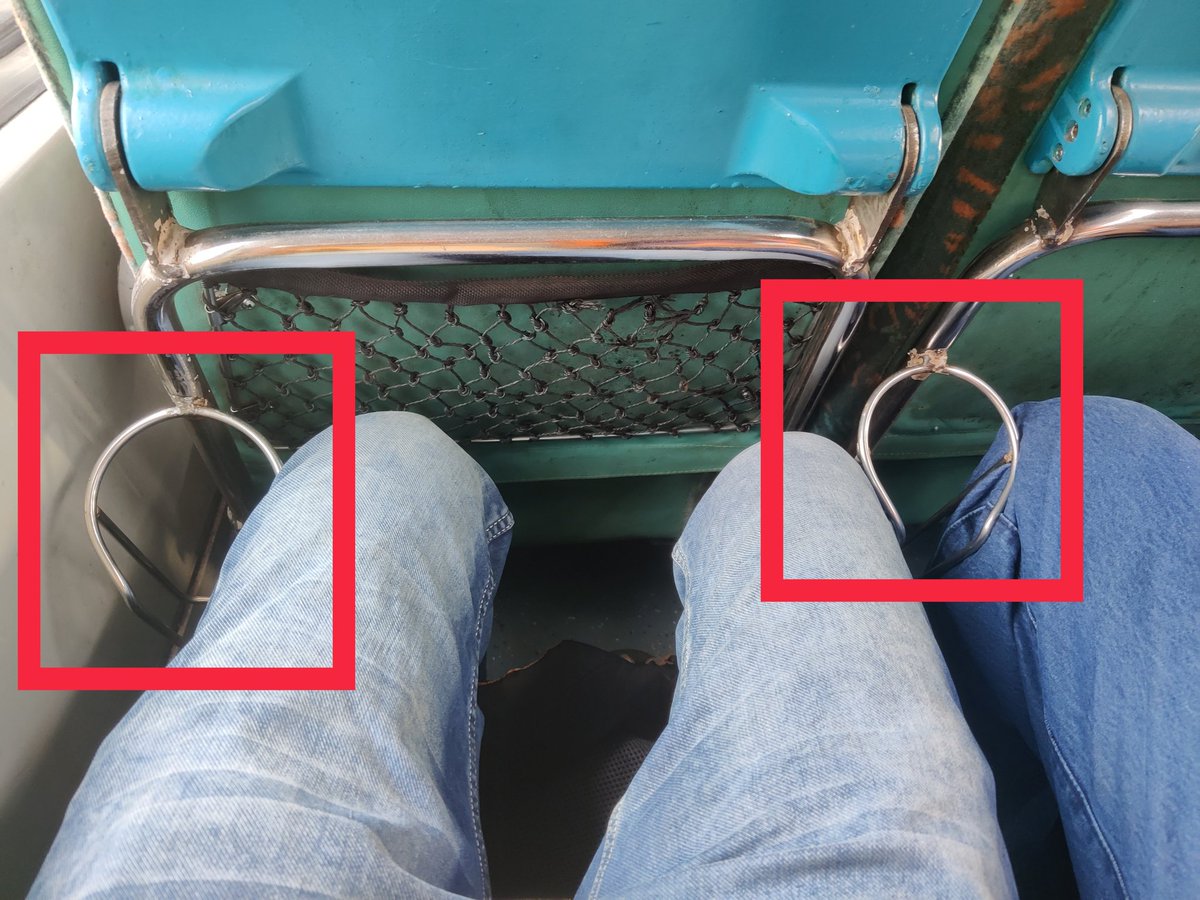 Rish_powar's tweet photo. Is this really required in double dacker CC??
#doubledacker #TRAIN #mumbai_madgao
@PiyushGoyal
@IRCTCofficial
@RailMinIndia
@Central_Railway https://t.co/8MLTPtweah