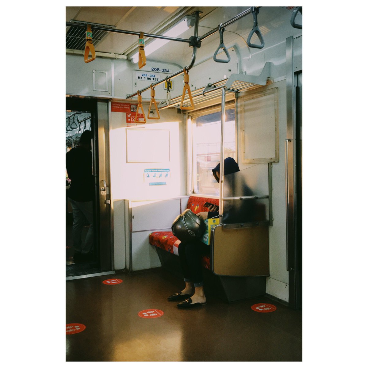 begyee's tweet photo. GM ☕️
#commuterlyfe https://t.co/C1wA6DCU41