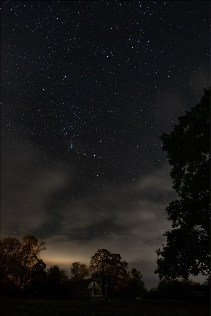 No Aurora sightings tonight in Somerset but did see Orion through the clouds. #NightPhotography #Astrophotography #Orion #astronomy #ThePhotoHour #ThePhotoMode #nightscapephotography