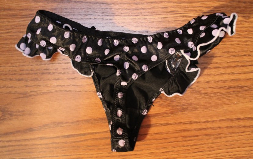 anonpanties's tweet photo. #sellingcontent dm me and we can work something out . 

#buyingcontent #findom #fetish #panties https://t.co/sOi8e4LgZl